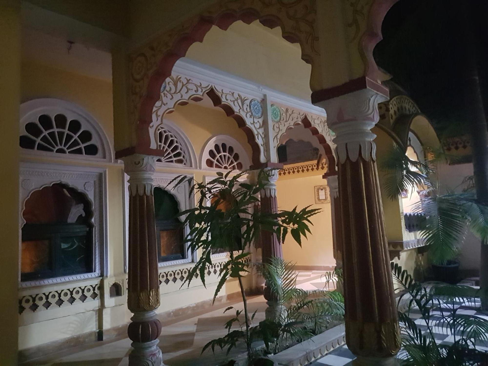 Апартаменты Sureli Haveli Джапур Номер фото
